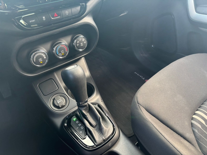 fiat toro 1.8 16v evo flex endurance at6 4p automatico 202013