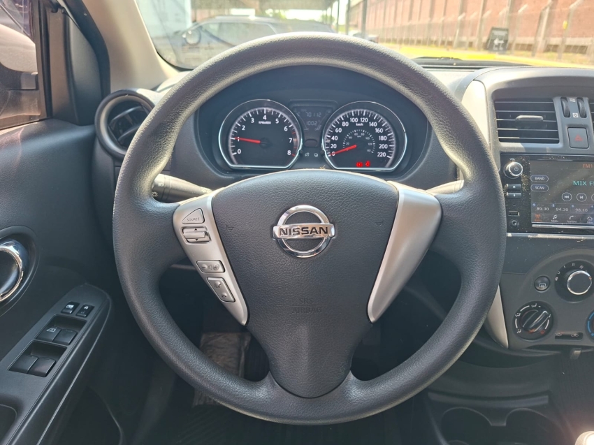 nissan versa 1.6 16v flexstart sv 4p manual flex 20208