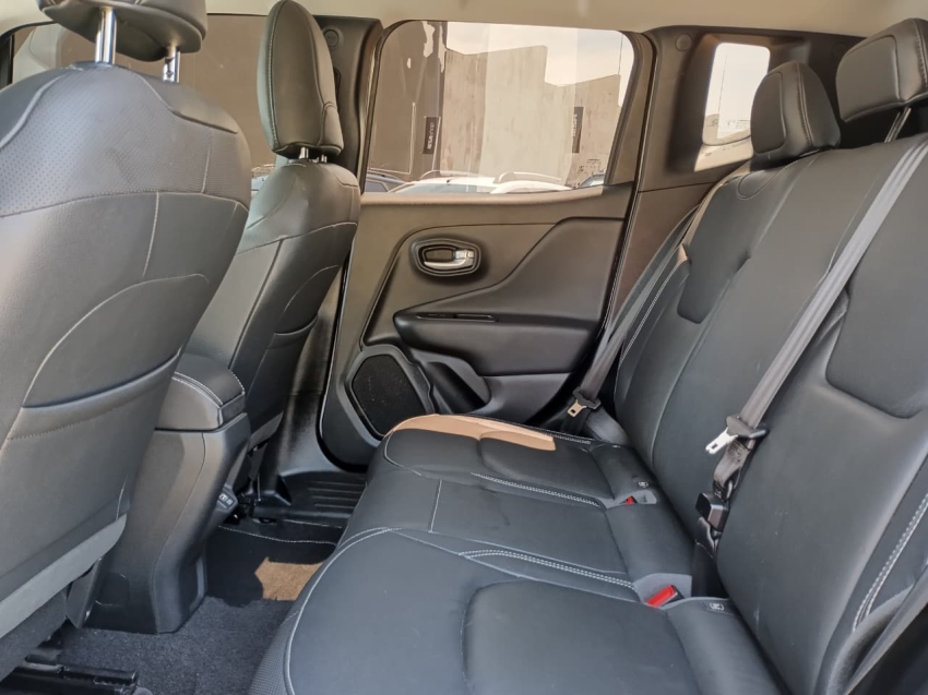 renegade 1.3 t270 turbo flex longitude at613