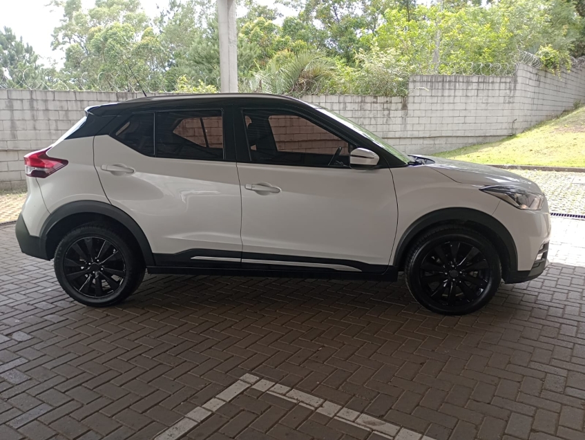 nissan kicks 1.6 16v flexstart sv 4p xtronic flex 5p automatico 20196