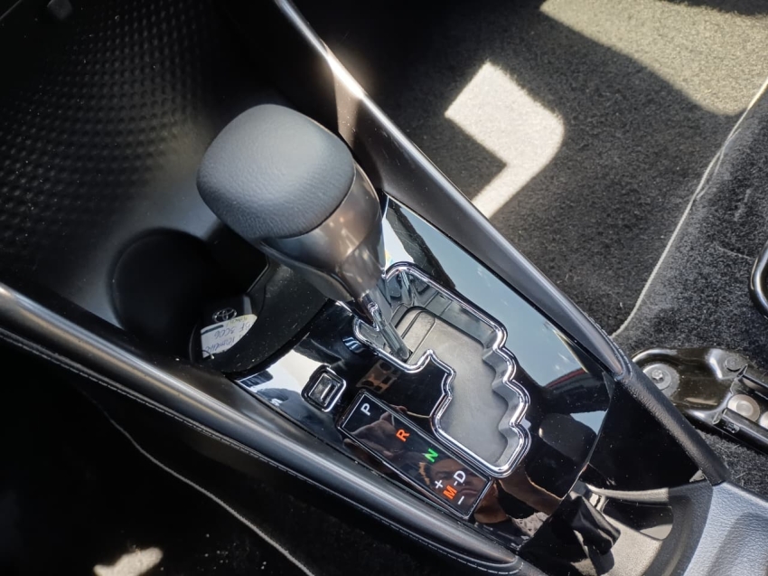 yaris xls 1.5 flex 16v 5p aut14