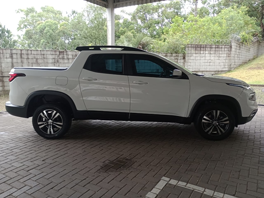 fiat toro 1.3 turbo 270 flex freedom at6 5p automatico 20223