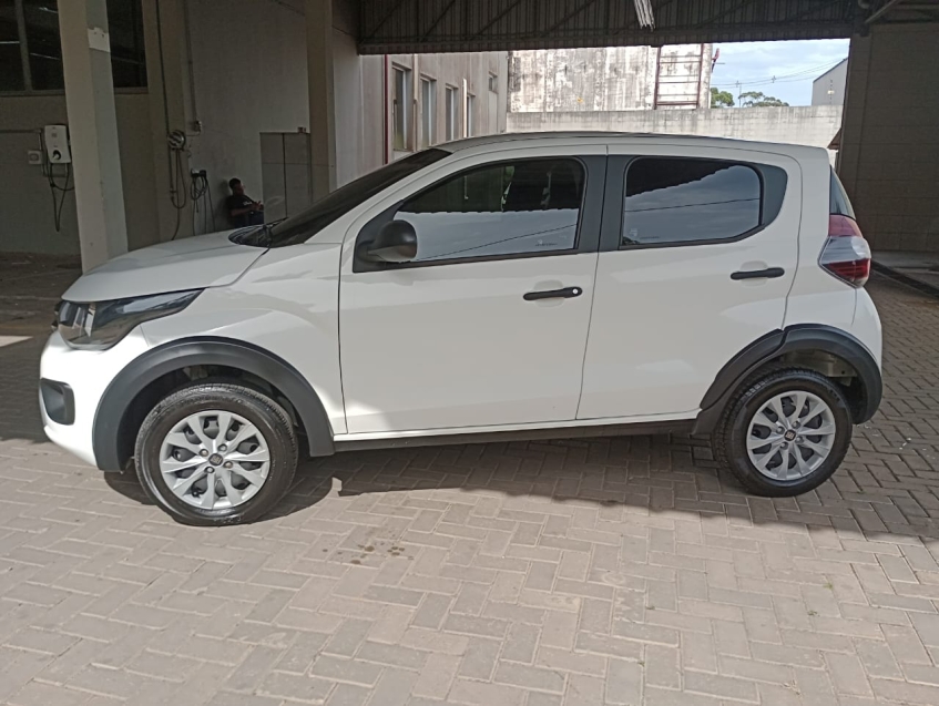 fiat mobi 1.0 evo flex like. manual 4p 20232