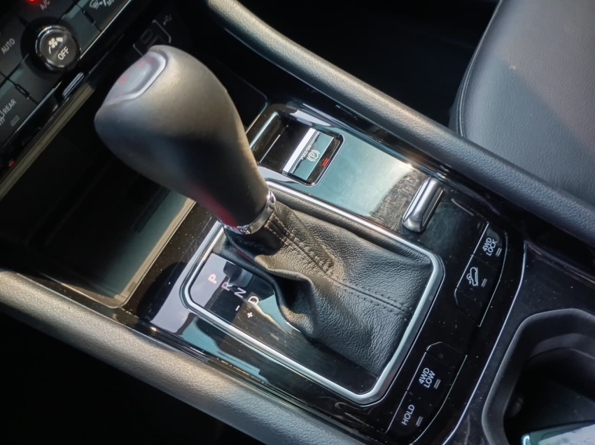 jeep compass 2.0 hurricane 4 turbo gasolina blackhawk at9 5p automatico 202512