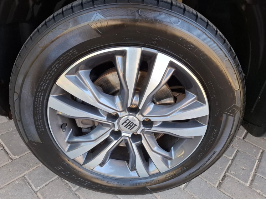 toro 1.3 turbo 270 flex freedom at613