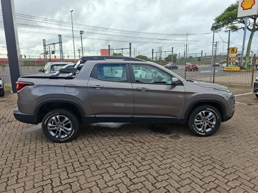 toro 2.0 16v turbo diesel freedom 4wd at92