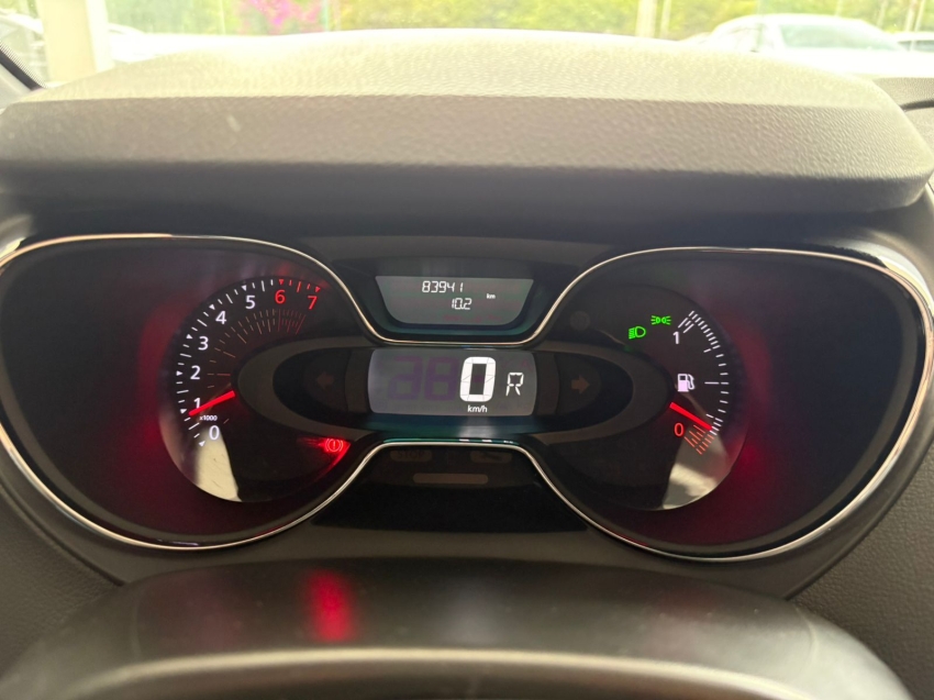 renault captur 1.6 16v sce flex life x-tronic 4p automatico 202010