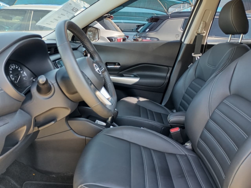 kicks 1.6 exclusive 16v flex aut.11