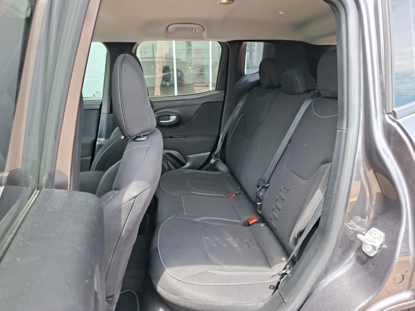 renegade 1.3 t270 turbo flex sport at613