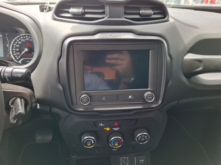 renegade 1.3 t270 turbo flex sport at611