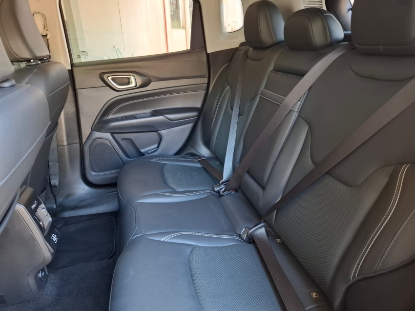 compass 1.3 t270 turbo flex longitude at611