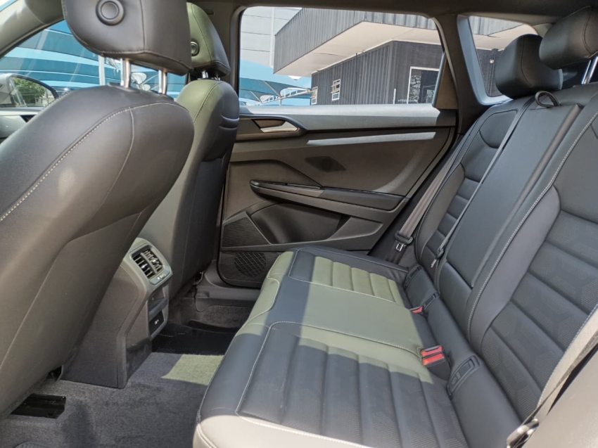 taos 1.4 250 tsi total flex highline automatico12