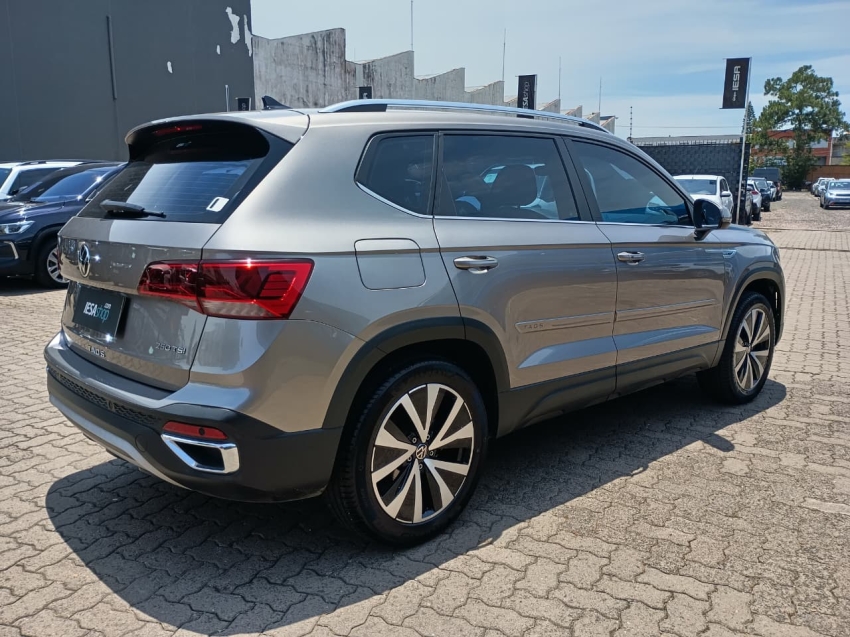 taos 1.4 250 tsi total flex highline automatico5