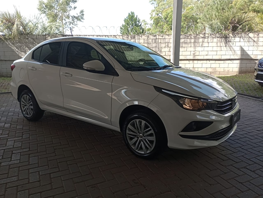 cronos drive 1.3 8v flex aut