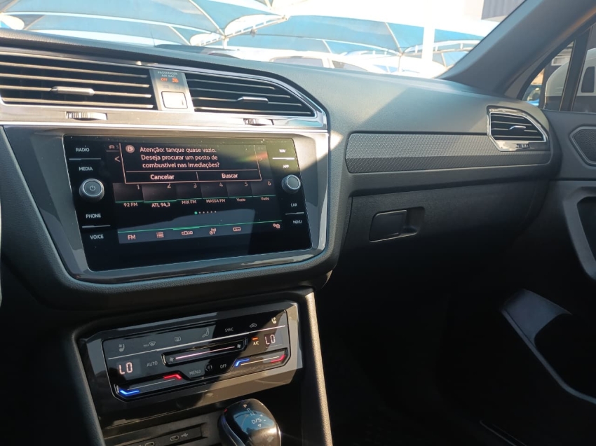 volkswagen tiguan 2.0 300 tsi gasolina allspace r-line automatico 1.3 4p 202511
