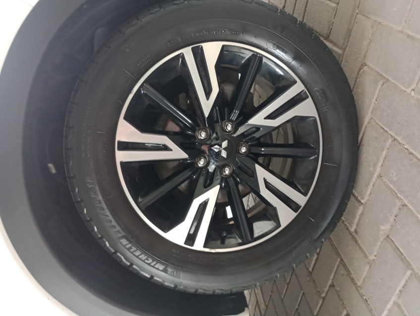 mitsubishi eclipse cross 1.5 mivec turbo gasolina hpe-s cvt 1.4 4p automatico 202314