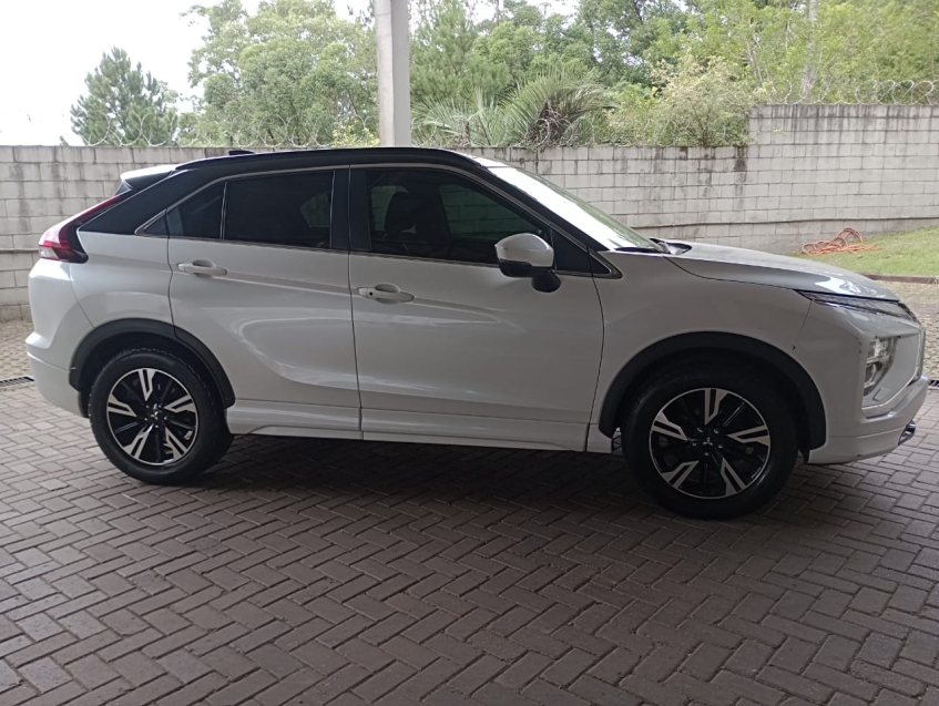 mitsubishi eclipse cross 1.5 mivec turbo gasolina hpe-s cvt 1.4 4p automatico 20236