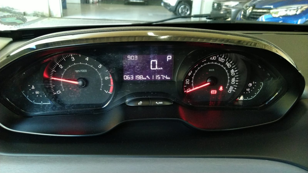 208 1.6 in concert 16v flex 4p automatico9