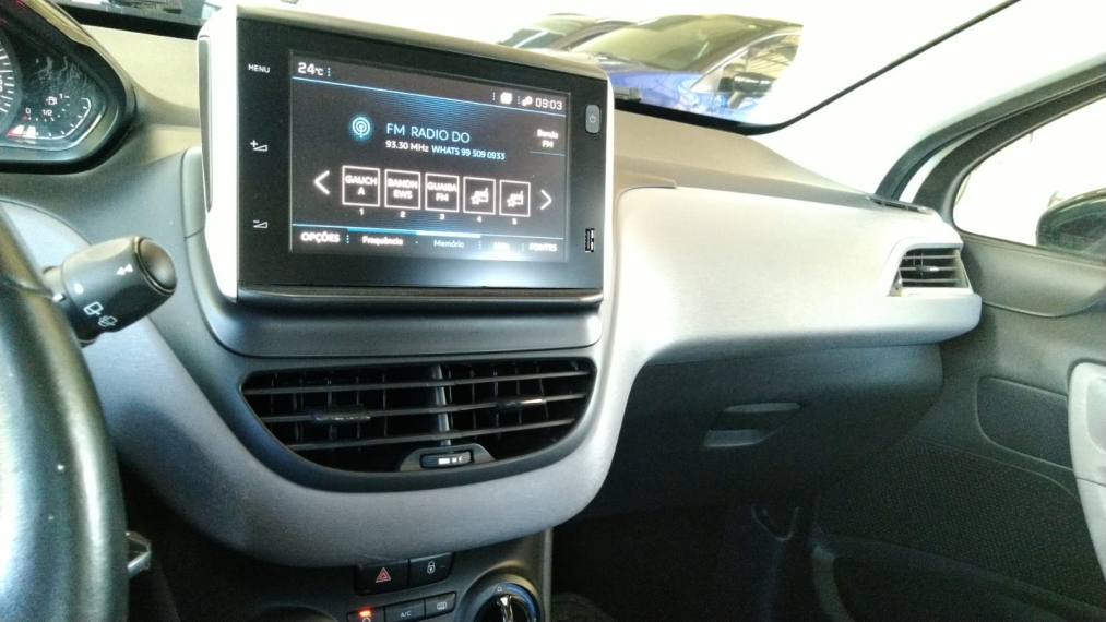 208 1.6 in concert 16v flex 4p automatico10