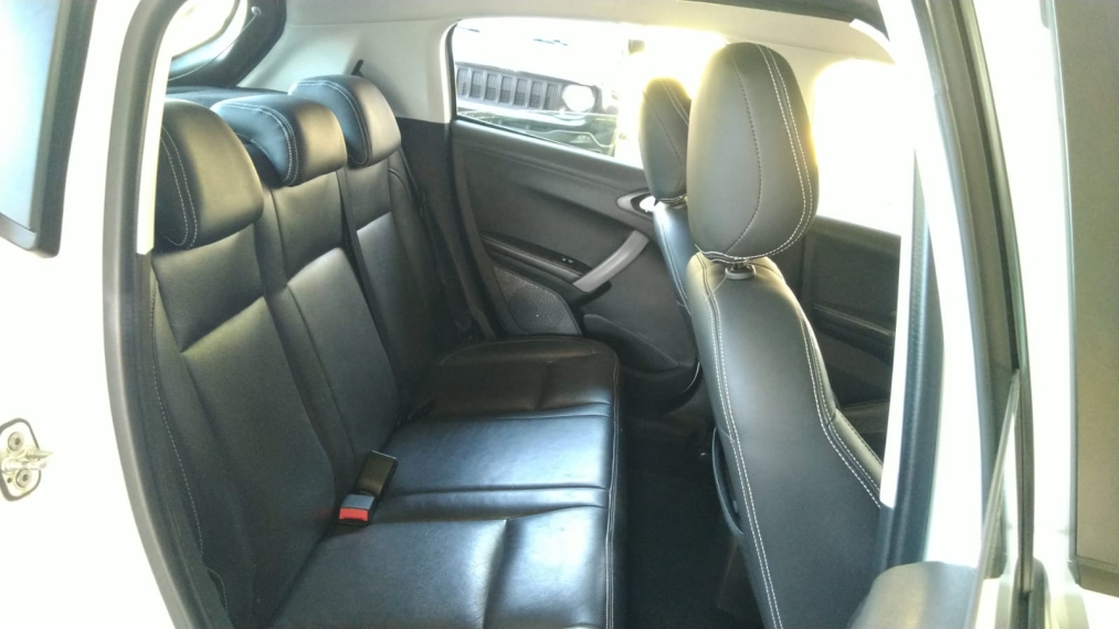 208 1.6 in concert 16v flex 4p automatico13