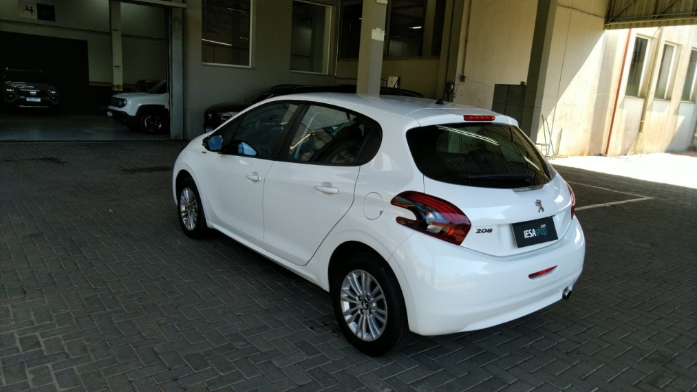 208 1.6 in concert 16v flex 4p automatico3