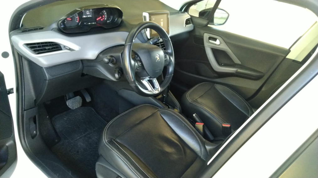 208 1.6 in concert 16v flex 4p automatico8