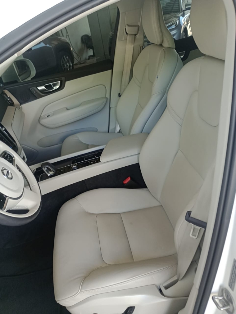 volvo xc60 2.0 t8 recharge plus awd geartronic hibrido 4p automatico 202410