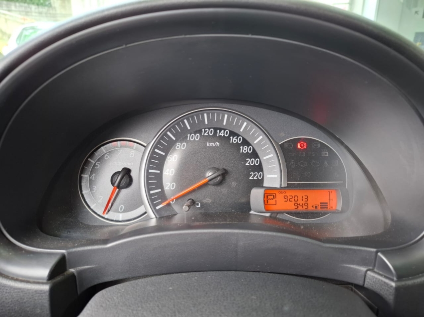 nissan march 1.6 sl 16v flexstart 4p xtronic flex automatico 20208