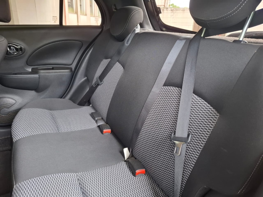 nissan march 1.6 sl 16v flexstart 4p xtronic flex automatico 202011