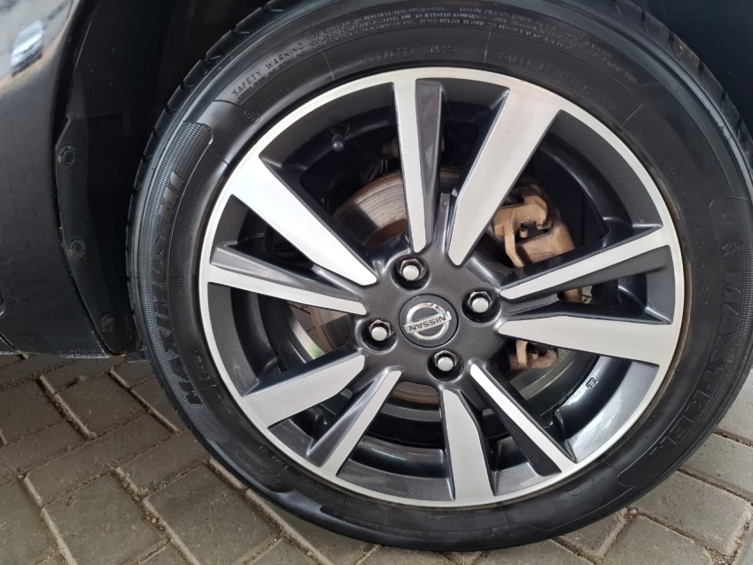 nissan march 1.6 sl 16v flexstart 4p xtronic flex automatico 202013