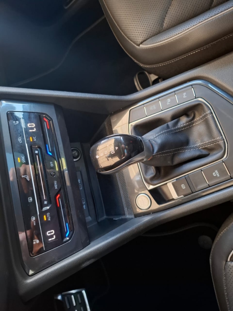 volkswagen tiguan 2.0 300 tsi gasolina allspace r-line automatico 4p 202413