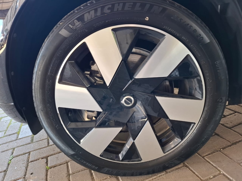 volvo xc60 2.0 t8 recharge ultimate awd geartronic hibrido 4p automatico 202413