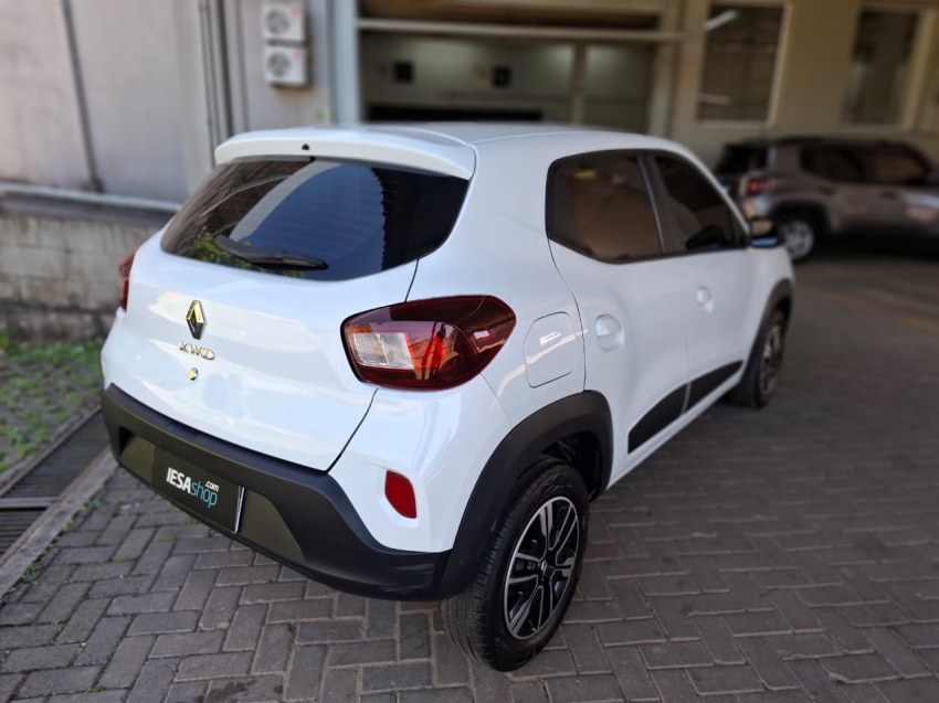 kwid 1.0 12v sce flex intense manual5