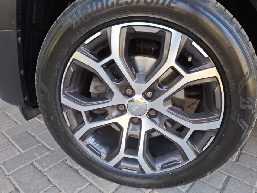 renegade 1.3 t270 turbo flex longitude at613