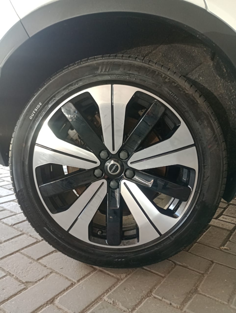 xc40 p6 recharge electric plus9