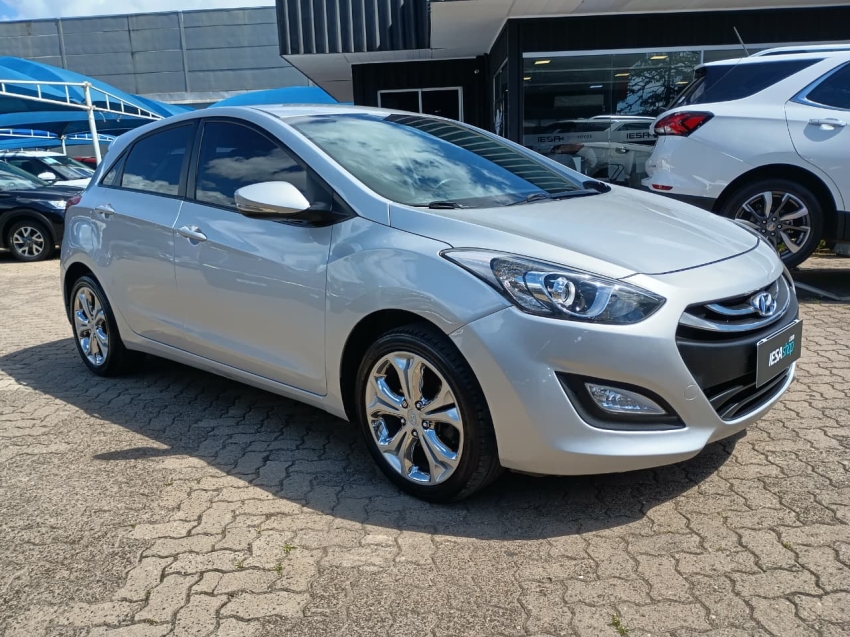 i30 1.8 mpi 16v gasolina 4p automatico2
