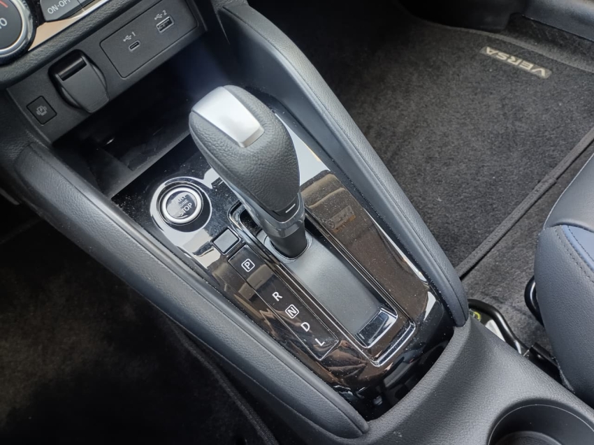 nissan versa 1.6 16v flex exclusive xtronic 4p automatico 202612