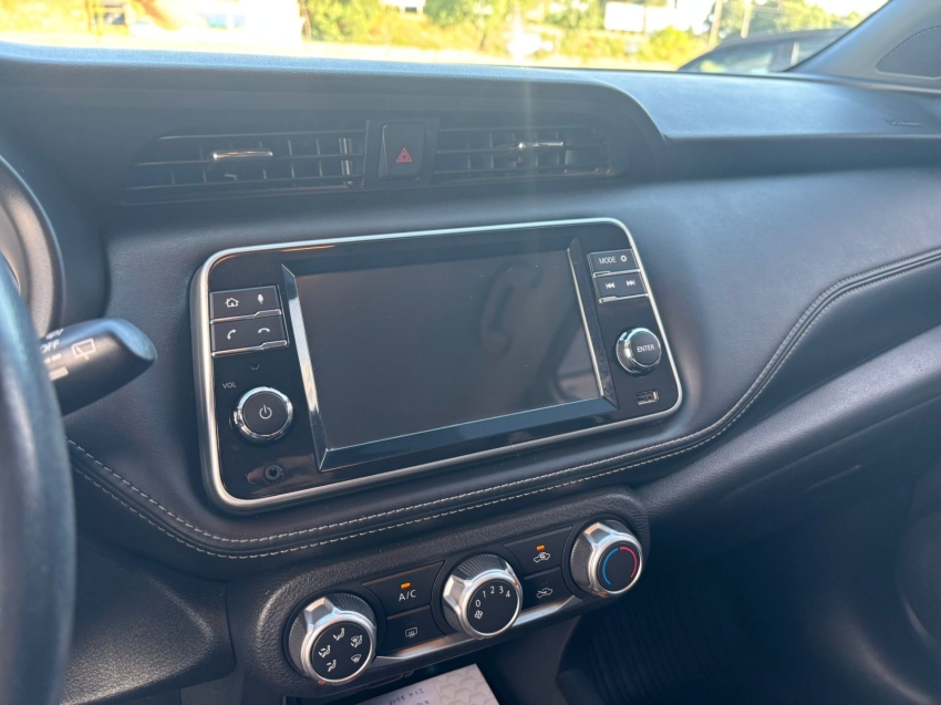 kicks 1.6 16v flexstart sv 4p xtronic10