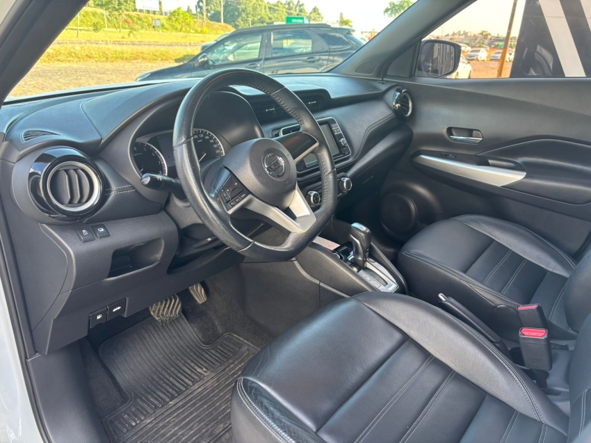 kicks 1.6 16v flexstart sv 4p xtronic8