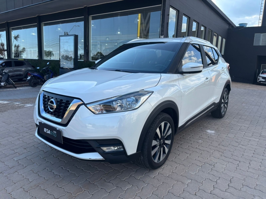 kicks 1.6 16v flexstart sv 4p xtronic