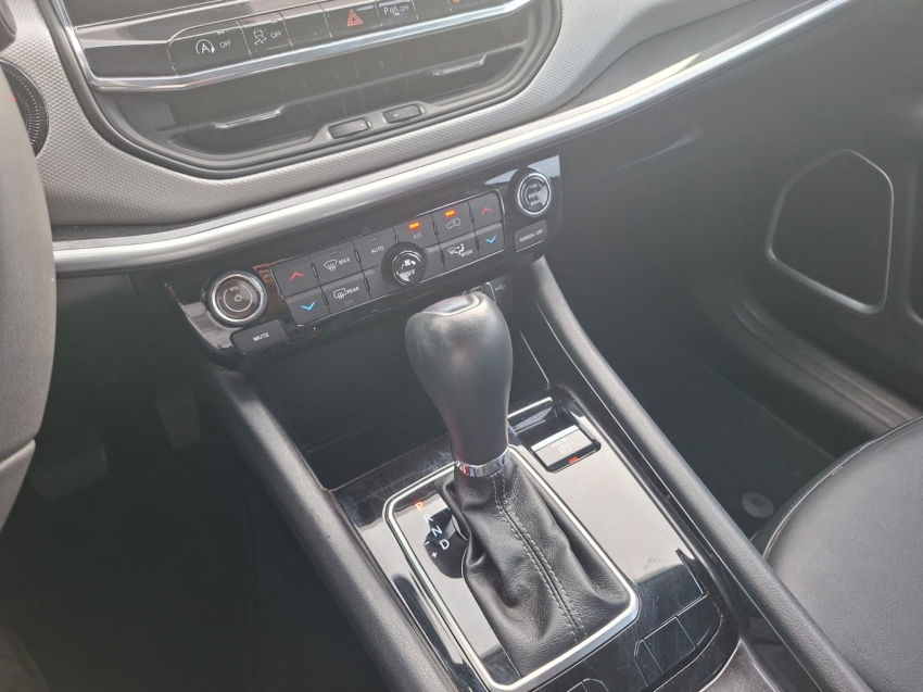 compass 1.3 t270 turbo flex longitude at611