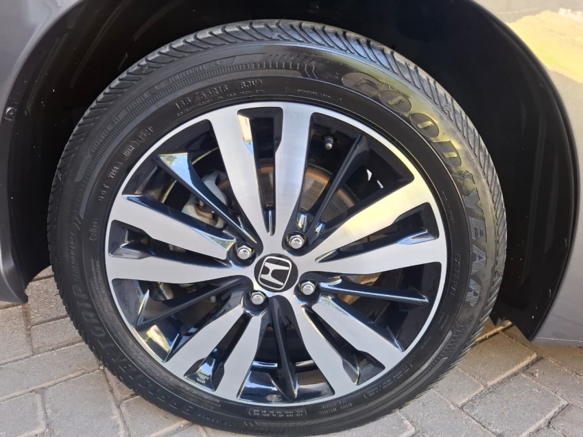 fit 1.5 exl 16v flex 4p automatico13