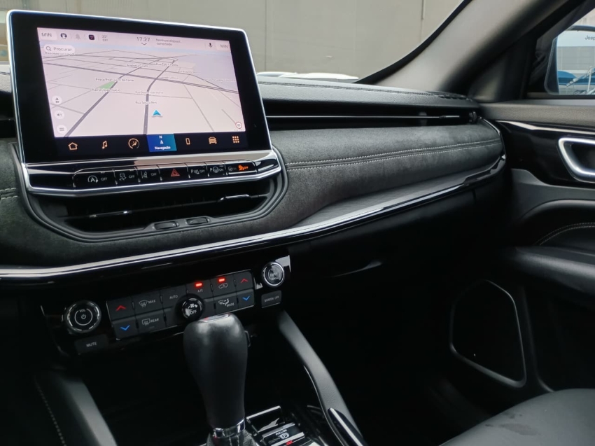 jeep commander 2.0 hurricane 4 turbo gasolina blackhawk at9 4p automatico 202511