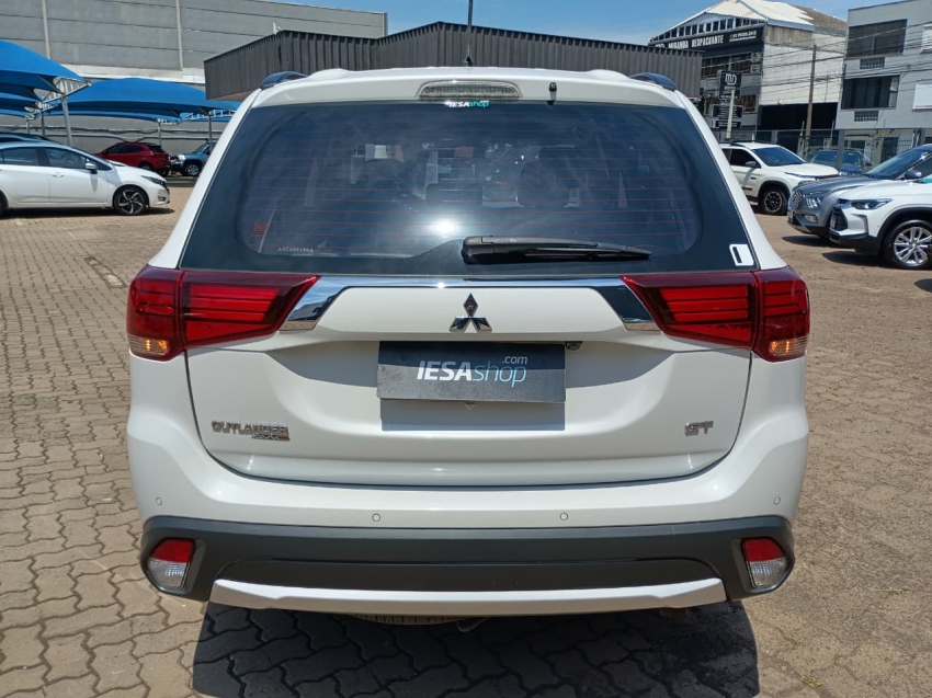 outlander 3.0 gt 4x4 v6 24v gasolina 4p automatico4