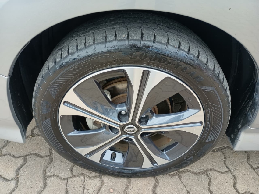 leaf tekna aut. (eletrico)15