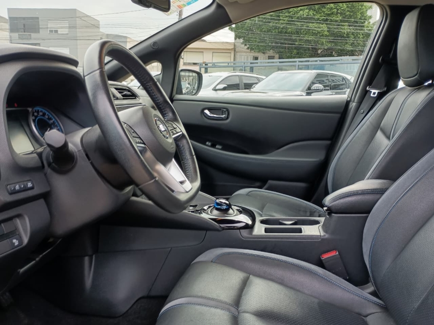 leaf tekna aut. (eletrico)8