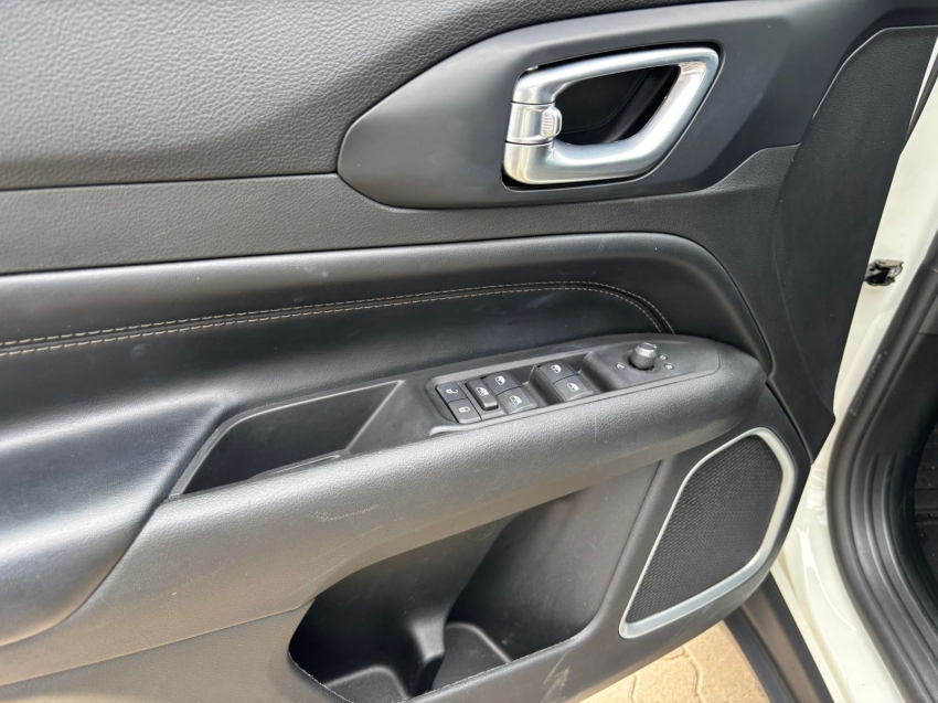 compass 1.3 t270 turbo flex longitude at614