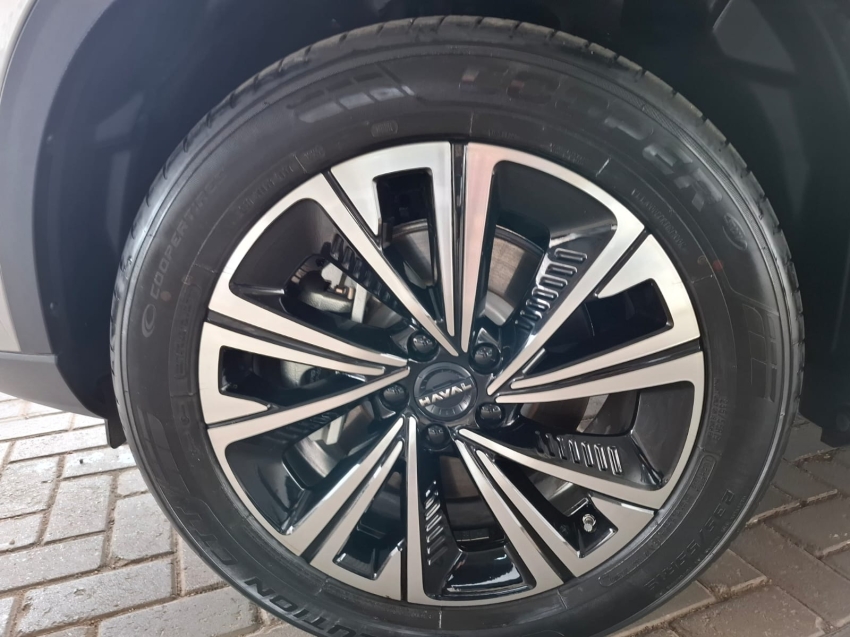 haval h6 1.5 phev19 e-traction13