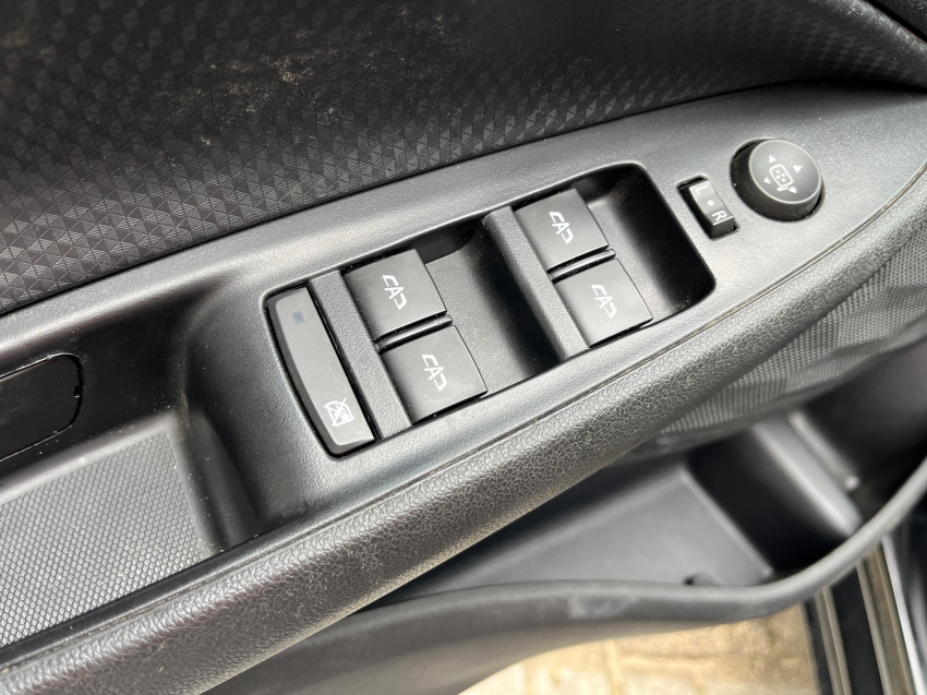 onix 1.0 turbo flex lt manual10