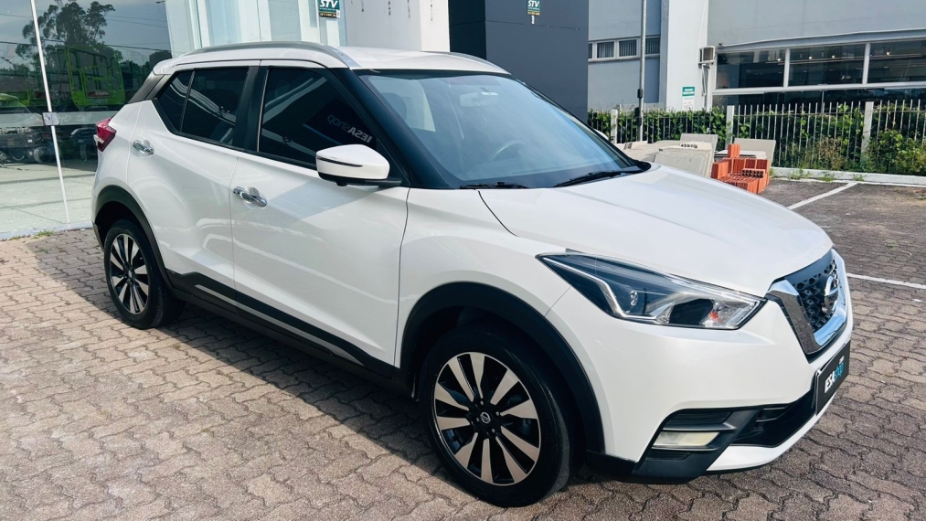 kicks 1.6 16v flexstart sl 4p xtronic